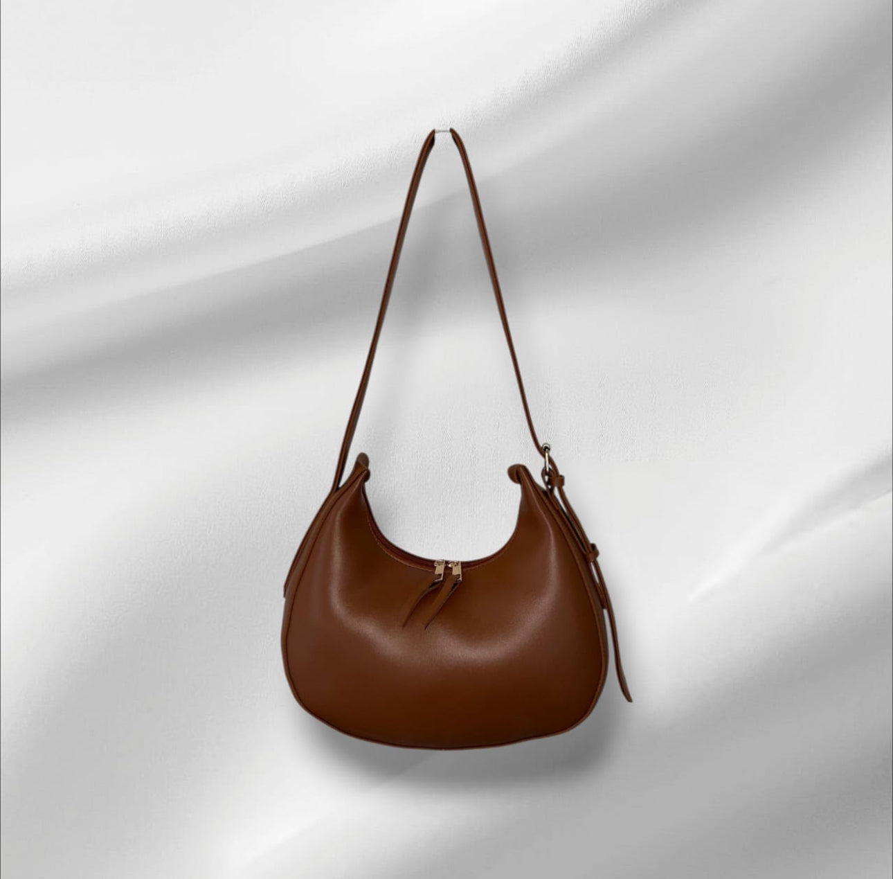 CRESECENT BAG